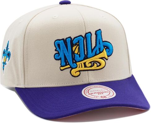 قبعة Mitchell & Ness New Orleans Hornets NBA ذات رقعة جانبية منخفضة Pro Vintage Snapback - كريمي/أرجواني in Saudi Arabia