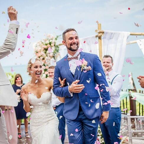 2.5 QT Dried Rose Flower Petals Biodegradable Confetti, 30 Cups Mix Real Natural White Pink Yellow Rose Petals for Wedding Proposal Party Valentine's Day Decor Flower Girls in Kuwait