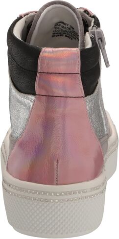 Quirky Sneaker in Saudi Arabia