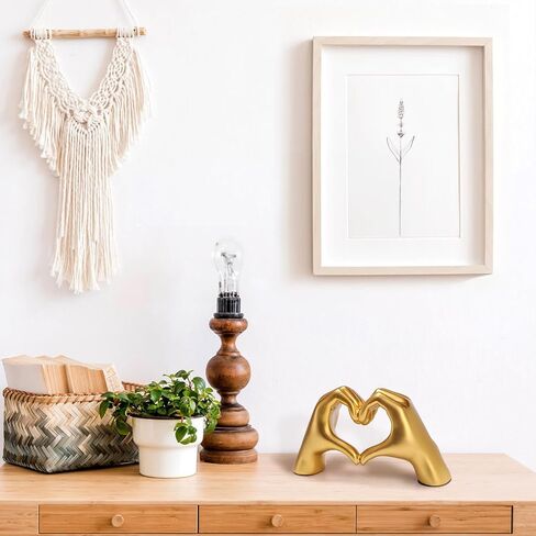 الذهب القلب الأيدي النحت ديكور غرفة، ديكور جمالي لغرفة المعيشة غرفة نوم رف الكتب، الحب إصبع الفن الحديث النحت الجمالي للمنزل مكتب سطح المكتب in Kuwait