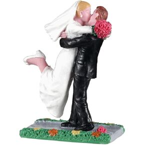 Lemax Village Collection The Newlyweds # 02927