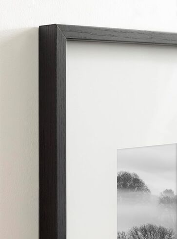 مجموعة إطارات الصور الجدارية الحديثة من Kate and Laurel Gibson مكونة من 3 قطع، مقاس 16 × 20 غير لامعة إلى 8 × 10، باللون الأسود، مجموعة إطارات مكونة من ثلاث قطع لإطار حائط المعرض في ديكور جدار غرفة المعيشة in Saudi Arabia