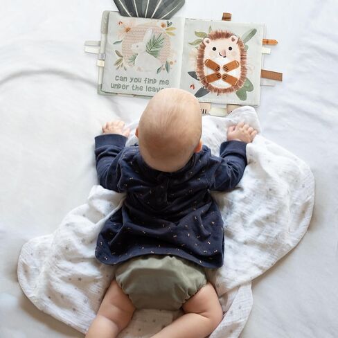 Soft Baby Book with Touch and Feel Pages - Cute Sensory Book for Babies 0-6 Months with Textured Farmworld, Mirror & Crinkle Paper - The Perfect Toy for Baby Showers or as a Newborn/Infant Gift in Saudi Arabia