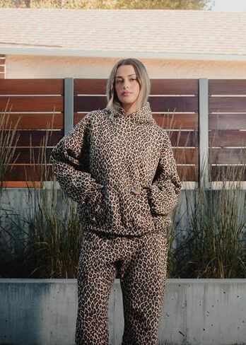 امرأة ليوبارد الفهد طباعة هوديي كامو هوديي بلوزات كبيرة الحجم Y2k جرافيك هوديس 2000s الشارع الشهير in Saudi Arabia