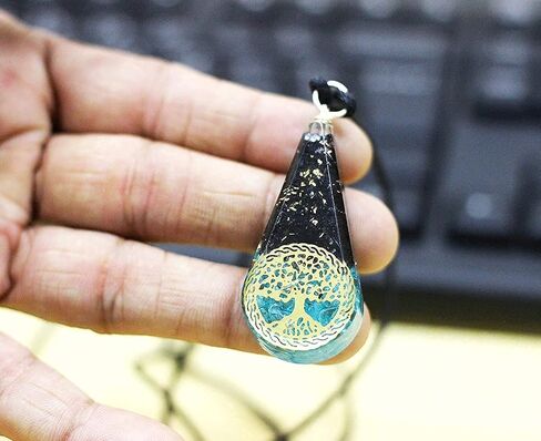 Orgone قلادة أسود التورمالين الأزرق الجزع الزبرجد مع حياة شجرة قلادة لشفاء الريكي مولد الطاقة الإيجابية أورجونيت قلادة قلادة التورمالين كريستال شقرا موازنة اليوغا in Saudi Arabia