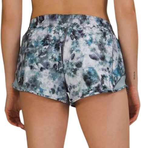 شورت Lululemon Athletica Hotty Hot LR (مقاس 2، Kaleidofloral MultiBlue Cast، رقمي_2) in Kuwait