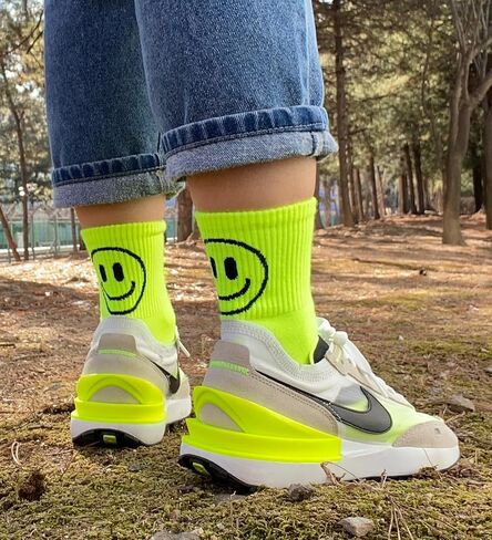 CUTIE MANGO 3 أزواج من الجوارب النسائية ربع السنوية، نيون كبيرة، وجه مبتسم سعيد، نمط مطبوع، تصميم مرح ومرح ومفعم بالحيوية in Kuwait