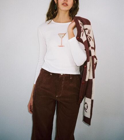 تي شيرت نسائي بأكمام طويلة مطبوع عليه فواكه تي شيرت برقبة دائرية وقصة ضيقة 2000s تي شيرت لطيف Y2k قمصان للخروج in Kuwait