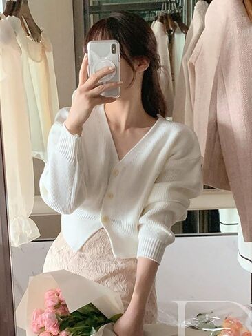 سترة صوفية نسائية من COZYEASE بأزرار سفلية ورقبة على شكل حرف V وأكمام طويلة وكتف منسدل وسترات صوفية محبوكة in Kuwait