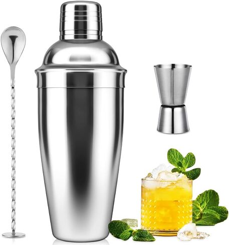 Cocktail Shaker, 25oz Martini Shaker Drink Shaker with Built In Strainer for Bartending, Stainless Steel Bar Shaker Large Bartender Shaker Margarita Mixer for Mixed Drinks in Saudi Arabia