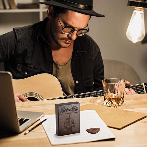 حامل اختيار الجيتار من THYGIFTREE للاعبي الجيتار، يناسب 5-18 قطعة جيتار، هدايا إكسسوارات جيتار فريدة من نوعها للموسيقيين، ومحبي الموسيقى، والروك أند رول in Kuwait