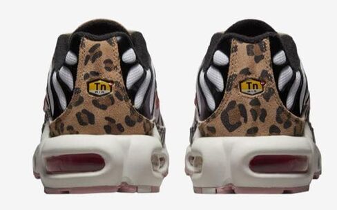Nike Air Max Plus Women's Shoes (DZ3671-103, Summit White/Racer Blue/Safety Orange/) Size 7 in Saudi Arabia
