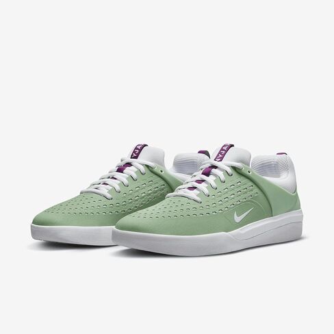 حذاء تزلج SB Zoom Nyjah 3 من Nike (DJ6130-100، أبيض/أبيض ساميت/وردي مفرط/أسود) مقاس 9 in Kuwait