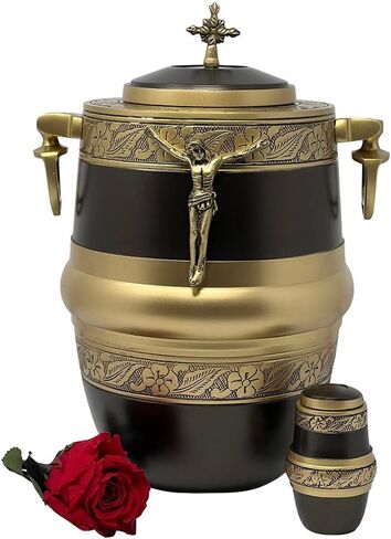 الجرار الكاثوليكية لحرق الجنازة للرماد البشري مع صليب الجمال وشخصية يسوع المسيح، حجم كبير للبالغين يصل وزنهم إلى 200 رطل، ذكر أو أنثى، مجموعة بنية مكونة من قطعتين in Kuwait