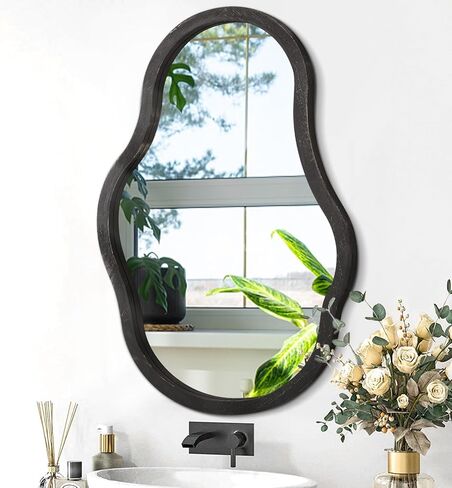 مرآة حائط غير منتظمة بإطار خشبي غير متماثل، مرآة معلقة فريدة من نوعها، مرآة فنية حديثة، ديكور الحمام، غرفة النوم، غرفة المعيشة، المدخل، كبير 24 بوصة × 16 بوصة in Kuwait