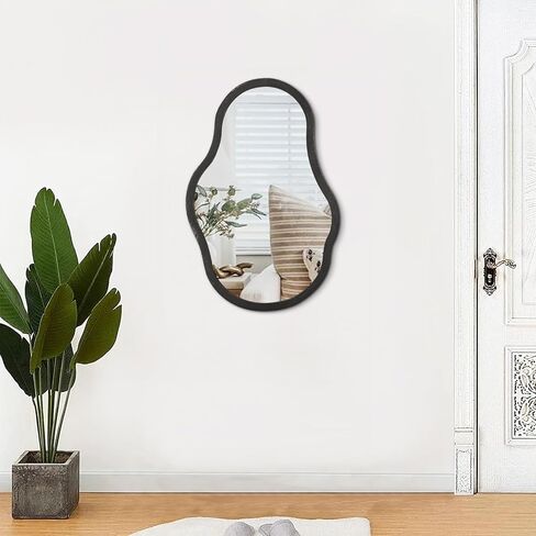 مرآة حائط غير منتظمة بإطار خشبي غير متماثل، مرآة معلقة فريدة من نوعها، مرآة فنية حديثة، ديكور الحمام، غرفة النوم، غرفة المعيشة، المدخل، كبير 24 بوصة × 16 بوصة in Kuwait