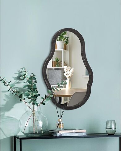 مرآة حائط غير منتظمة بإطار خشبي غير متماثل، مرآة معلقة فريدة من نوعها، مرآة فنية حديثة، ديكور الحمام، غرفة النوم، غرفة المعيشة، المدخل، كبير 24 بوصة × 16 بوصة in Kuwait