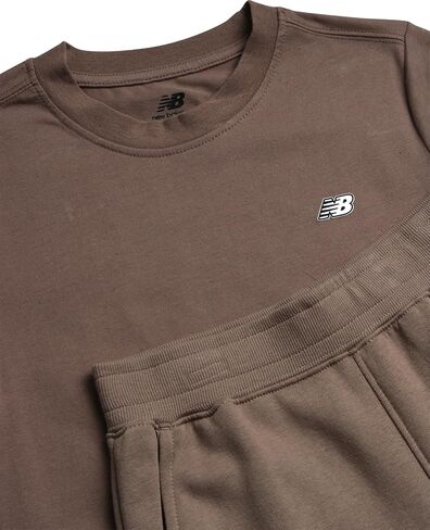 طقم الركض للأولاد من New Balance - تي شيرت جيرسيه برسومات مكونة من قطعتين وسروال الركض من الصوف - طقم ملابس رياضية للأولاد (8-20) in Kuwait