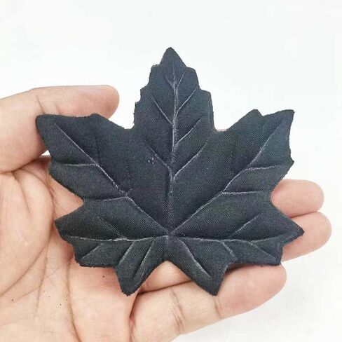 50 قطعة من أوراق القيقب الصناعية السوداء من VASANA لأوراق الخريف المزيفة لتزيين الطاولة المركزية لحفلات الزفاف وعيد الشكر وديكور الهالوين in Kuwait