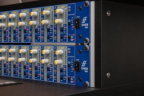 Focusrite ISA Two Classic ميكروفون أحادي مزدوج مثبت على حامل مع محدد مقاومة متغيرة وفلتر تمرير عالي لكل قناة in Kuwait