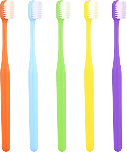 5 قطع من فرشاة الأسنان اليدوية الكلاسيكية بشعيرات ناعمة، فرشاة أسنان نظيفة مع مقبض بلاستيكي مريح للبالغين والأطفال، ملونة in Kuwait