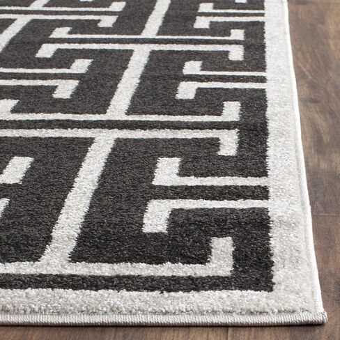 SAFAVIEH Amherst Collection Area Rug - 8' x 10', Wheat & Beige, Geometric Design, Non-Shedding & Easy Care, Ideal for High Traffic Areas in Living Room, Bedroom (AMT404S) in Saudi Arabia