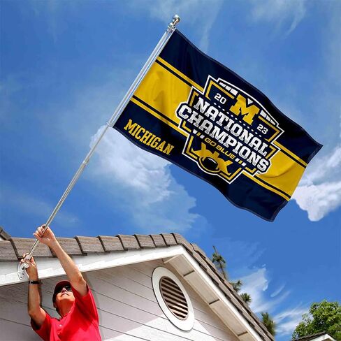 شركة College Flags & Banners Co. فريق ميشيغان جامعة ولفرينز 2023 راية الأبطال الوطنيين ومنصات الحائط المزخرفة in Saudi Arabia