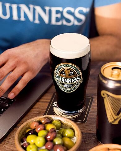 كأس البيرة الرسمي من غينيس جرافيتي | أكواب بيرة كبيرة سعة 20 أونصة لشرب أكواب البيرة السميكة سعة 20 أونصة in Kuwait