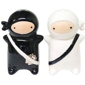 180 Degrees Pj0345 Japanese Ninja Kids Salt & Pepper Shaker Set, Black and White