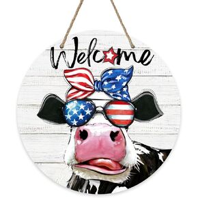 Deroro Welcome 4th of July Patriotic Cow Front Door Sign, USA America Stars Stripes Farmhouse Wood Door Hanger Outdoor Porch Decor, American Memorial Day Wooden Wreath Indoor Wall Hanging Decoration
