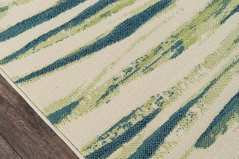 Momeni Baja Palm Leaf Area Rug, 7 ft 10 in x 10 ft 10 in, Green in Saudi Arabia
