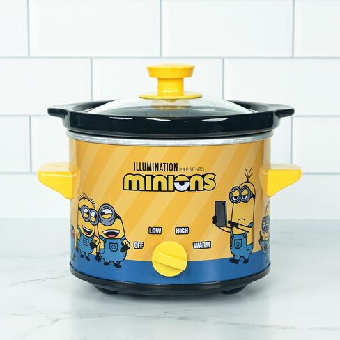 Uncanny Brands Care Bears 2qt طباخ بطيء - قم بالطهي مع شخصيات Care Bear المفضلة لديك in Kuwait
