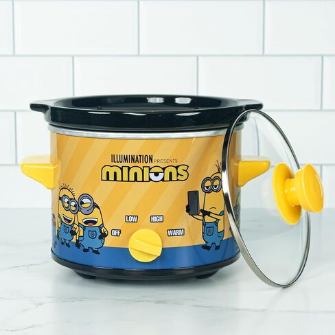 Uncanny Brands Care Bears 2qt طباخ بطيء - قم بالطهي مع شخصيات Care Bear المفضلة لديك in Kuwait