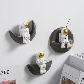 Astronauts Wall Sculpture Figurines Set of 2 for Home Decor, Astronaut Wall Decoration Outer Space Man Wall Decor Background 3D Wall Decor for Living Room Bedroom Boys Kids Room (2pcs Moon Rocket)