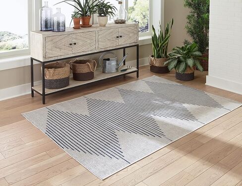 تصميم مميز من آشلي ألفيرنو 8 × 10 سجادة بتصميم هندسي حديث، أبيض وأزرق in Kuwait