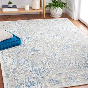 SAFAVIEH Trace Collection Accent Rug - 4' x 6', Blue & Ivory, Handmade Floral Medallion Wool, Ideal for High Traffic Areas in Entryway, Living Room, Bedroom (TRC304M)