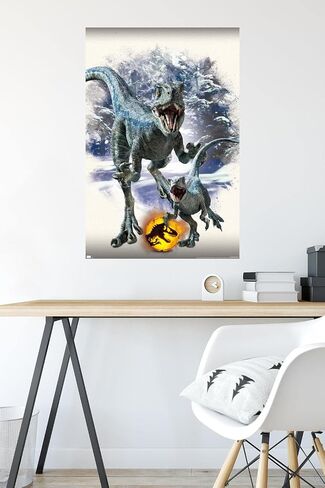 Trends International Jurassic World: Dominion - ملصق حائط بؤري أزرق وبيتا، 22.375 بوصة × 34 بوصة، نسخة غير مؤطرة in Saudi Arabia