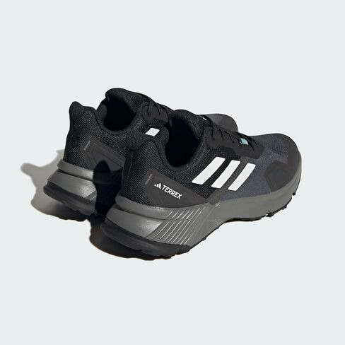 حذاء رياضي نسائي من adidas Terrex Soulstride، مقاس 5.5 in Saudi Arabia