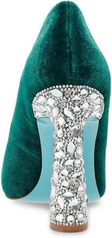 Betsey Johnson Corie in Saudi Arabia