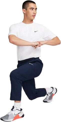 بنطال تدريب رجالي من Nike DRI-FIT Form بحاشية مفتوحة (سبج/أسود/فضي عاكس) مقاس صغير in Saudi Arabia