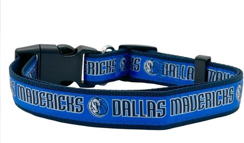 NBA PET Collar Boston Celtics Dog Collar, Size Medium Basketball Team Collar for Dogs & Cats. A Shiny & Colorful Dog & Cat Collar Licensed by The NBA in Saudi Arabia