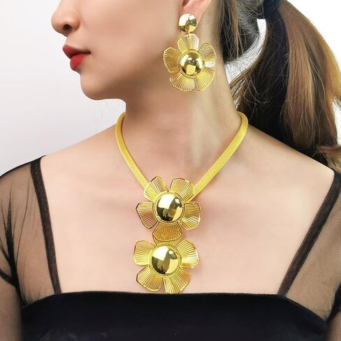 Luxury Women's Golden Big Hollow Flower Jewelry Sets Gold Plated Floral Filigree 3pcs Earrings Necklace Trendy Design Party Cocktail Prom Mothers Day Outfits Accessories Gifts in Saudi Arabia