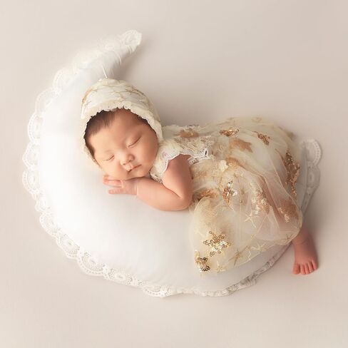 Newborn Photography Props Outfit With Long Tail Hat, Photo Shoot Costume Crochet Hat Pant Striated Pillow, 1st Birthday Outfit Set for Boy Girl Suit for 0-1 Month in Saudi Arabia