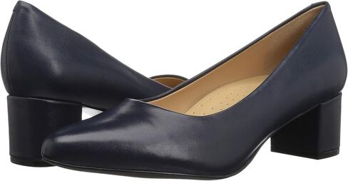 Trotters Women's Kari Pump, Black, 7.5 Wide in Saudi Arabia