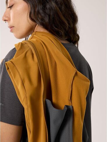 هوديي Arc'teryx Kyanite LT in Saudi Arabia