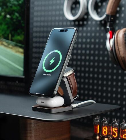 شاحن لاسلكي مغناطيسي KU XIU X40، محطة شحن لاسلكية 3 في 1 لأجهزة Apple، حامل شحن سريع قابل للطي بقدرة 15 وات لهاتف iPhone 15 14 13 12 Pro Max وساعة Apple، AirPods - خشب محبب in Kuwait