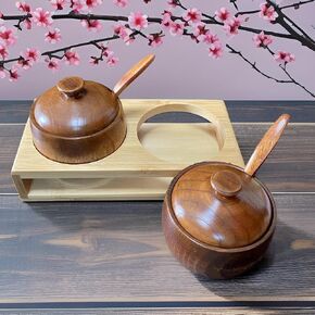 Yaokingdom 2-Piece Wooden Seasoning Jar Set with Lid and Spoon and a Bamboo 2-Hole Collection Rack for Cooking Seasonings., 8.5cm, reddish brown, YK-cf202401