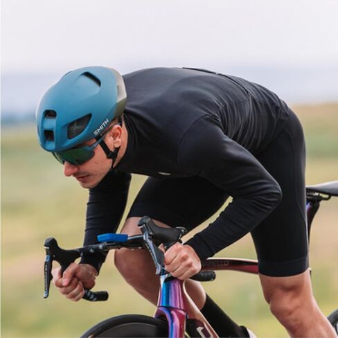 Smith Optics Ignite MIPS Road Cycling Helmet in Saudi Arabia
