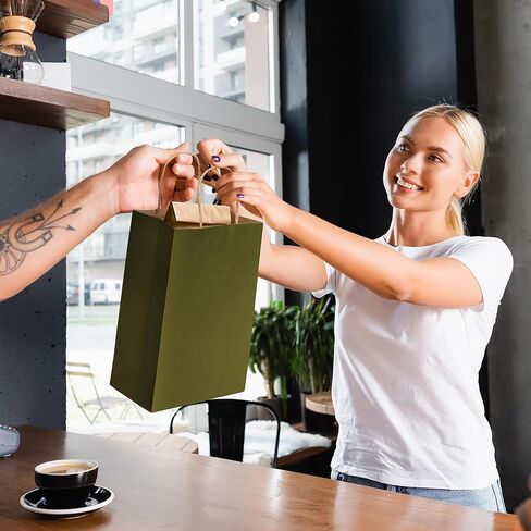 أكياس الهدايا الخضراء - 8 × 4 × 10 100 عبوة من أكياس التسوق الصغيرة المصنوعة من الزيتون مع مقابض، وحقائب حمل ورقية قابلة للتخصيص للبوتيك، والتجزئة، وضيوف الزفاف، والعطلات، وأعياد الميلاد، والأعمال التجارية الصغيرة، بكميات كبيرة in Kuwait