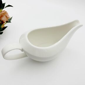 TripDock 1 Pack Porcelain Gravy Boat, 18 oz Easy Pour White Gravy Boat for Salad Dressings, Milk,Broth, Creamer Microwave & Dishwasher Safe